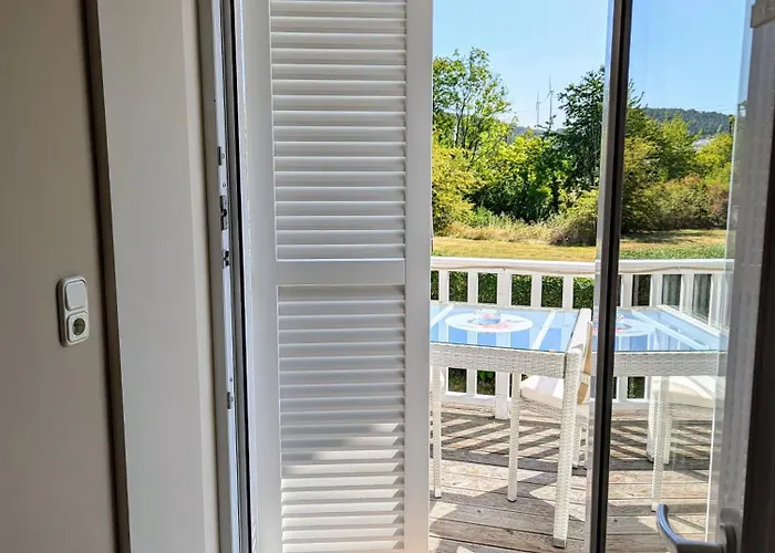 Haus Gruenewald Appartamento Unsleben